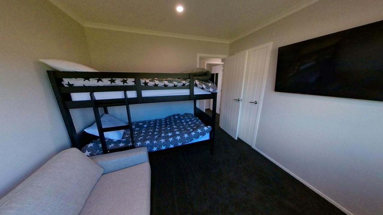 5 Bedroom, Solar On Snowmass Ohakune, Yellow Door Экстерьер фото